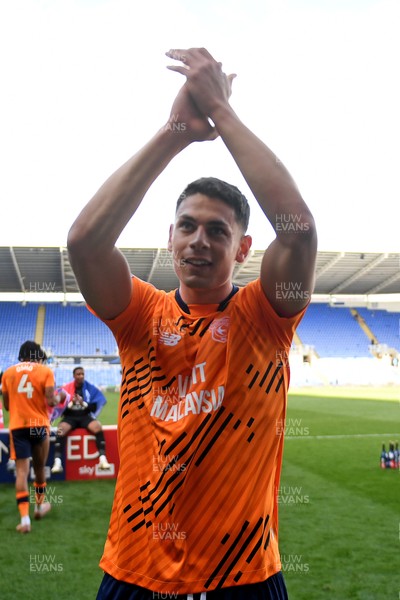 180426 - Reading v Cardiff City - Sky Bet League 1 - Yousef Salech of Cardiff City celebrates at full time after securing promotion back to the Championship