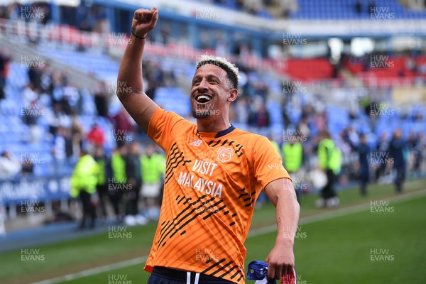 180426 - Reading v Cardiff City - Sky Bet League 1 - Callum Robinson of Cardiff City celebrates at full time after securing promotion back to the Championship
