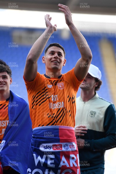 180426 - Reading v Cardiff City - Sky Bet League 1 - Yousef Salech of Cardiff City celebrates at full time after securing promotion back to the Championship