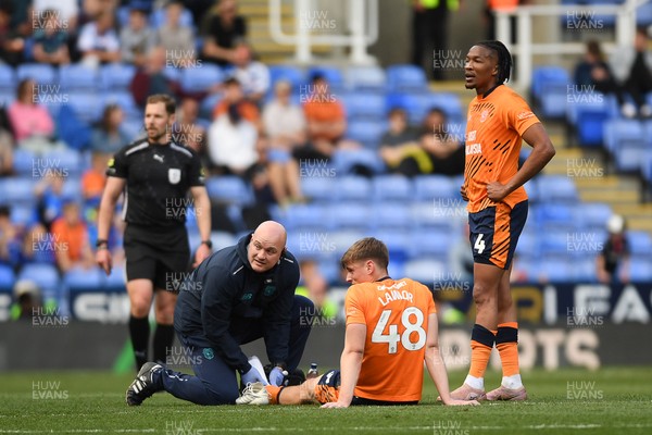 180426 - Reading v Cardiff City - Sky Bet League 1 - Dylan Lawlor of Cardiff City goes off injured 
