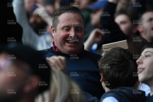 180426 - Reading v Cardiff City - Sky Bet League 1 - Cardiff fans celebrate at full time after securing promotion back to the Championship