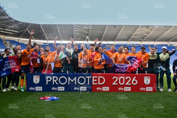 180426 - Reading v Cardiff City - Sky Bet League 1 - Cardiff celebrate at full time being promoted to the Championship