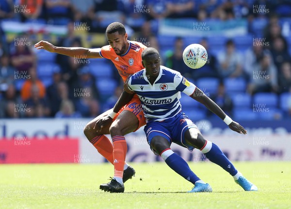 180819 - Reading v Cardiff City, Sky Bet Championship - Lucas Joao of Reading and Curtis Nelson of Cardiff City compete for the ball