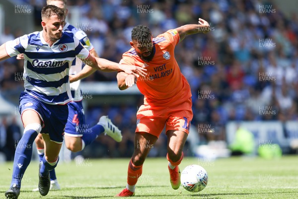 180819 - Reading v Cardiff City, Sky Bet Championship - Isaac Vassell of Cardiff City looks to fire a shot at goal