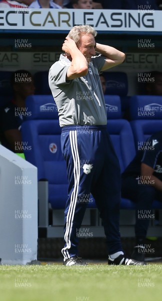 180819 - Reading v Cardiff City, Sky Bet Championship - Cardiff City manager Neil Warnock reacts during the match