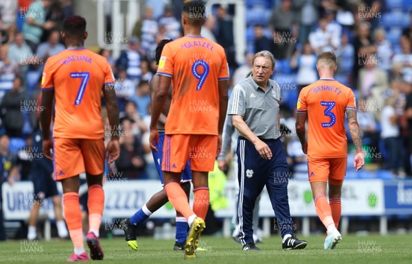 180819 - Reading v Cardiff City, Sky Bet Championship - Cardiff City manager Neil Warnock looks on his players leave the pitch at the end of the match
