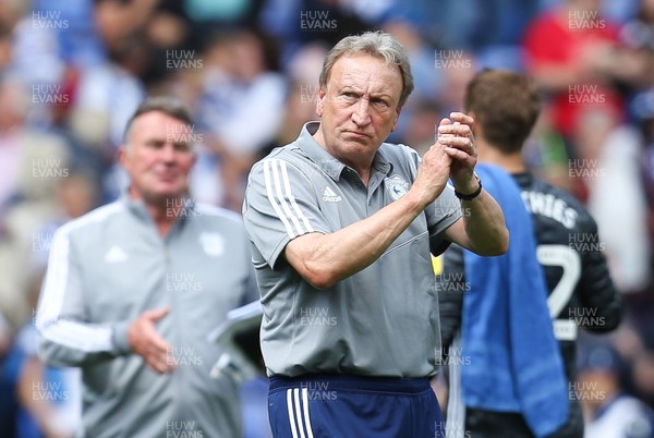 180819 - Reading v Cardiff City, Sky Bet Championship - Cardiff City manager Neil Warnock applauds fans at the end of the match