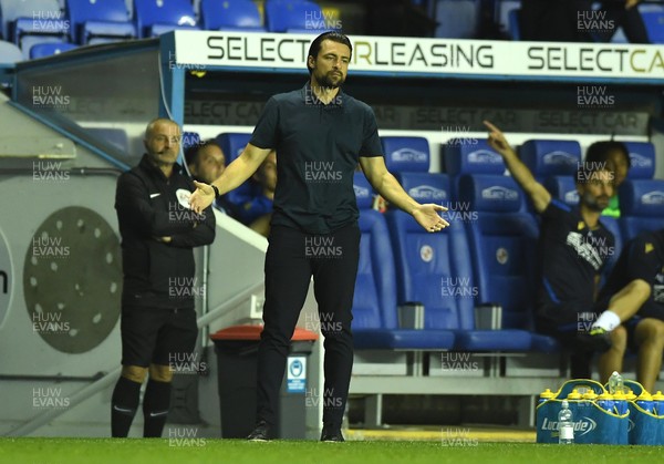 100821 - Reading v Swansea City - Carabao Cup - Swansea City Manager Russell Martin