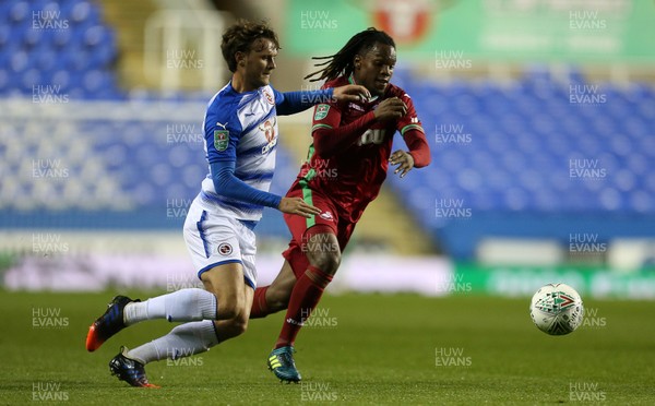 190917 - Reading v Swansea City - Carabao Cup - Renato Sanches of Swansea City is tackled by John Swift of Reading