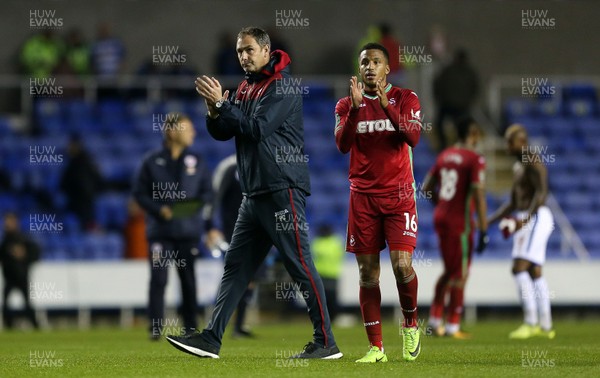 190917 - Reading v Swansea City - Carabao Cup - Swansea City Manager Paul Clement thanks fans at full time