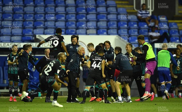 220720 - Reading v Swansea City - EFL SkyBet Championship - Swansea City players celebrate making the play offs