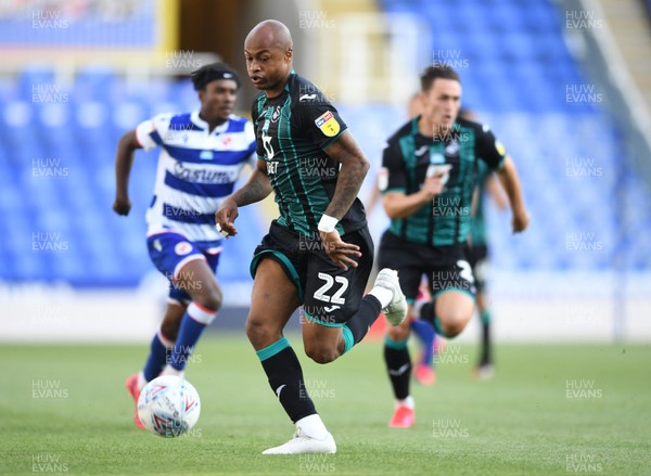 220720 - Reading v Swansea City - EFL SkyBet Championship - Andre Ayew of Swansea City gets into space