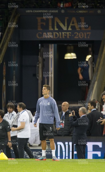 020617 - Real Madrid Training Session, UEFA Champions League Final, Cardiff - Ronaldo of Real Madrid takes a look at the National Stadium of Wales as he walks onto the pitch for training