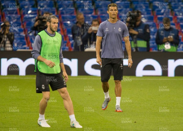 020617 - Real Madrid Training Session, UEFA Champions League Final, Cardiff - Ronaldo and Gareth Bale of Real Madrid during training at the National Stadium of Wales ahead of the Champions League Final