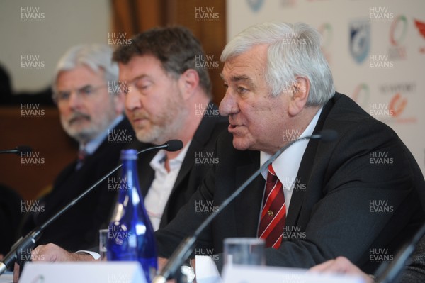 040413 - Regional Rugby Wales Press Conference -(L-R)Stephen Harrison, Nigel Short of Scarlets and Stuart Gallacher of Regional Rugby Wales talk to reporters 