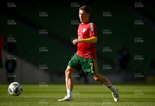 111020 - Republic of Ireland v Wales - UEFA Nations League - Harry Wilson of Wales during warm up
