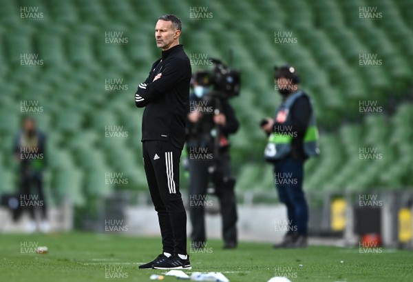 111020 - Republic of Ireland v Wales - UEFA Nations League - Wales manager Ryan Giggs
