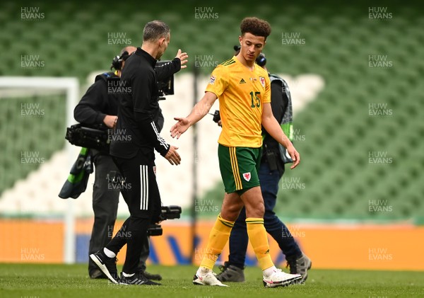 111020 - Republic of Ireland v Wales - UEFA Nations League - Wales manager Ryan Giggs and Ethan Ampadu of Wales at the end of the game