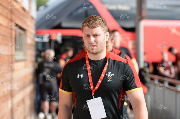 020617 - RGC 1404 v Wales XV - Thomas Young