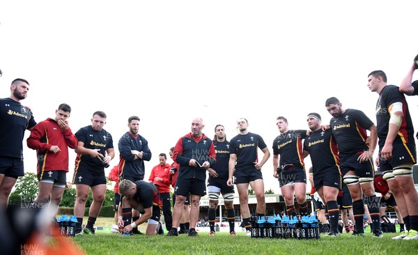 020617 - RGC 1404 v Wales XV - Robin McBryde of Wales