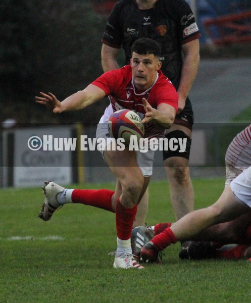 150122 - RGC v Cardiff - Indigo Group Premiership - Nathan Hudd of Cardiff RFC passes the ball from the ruck