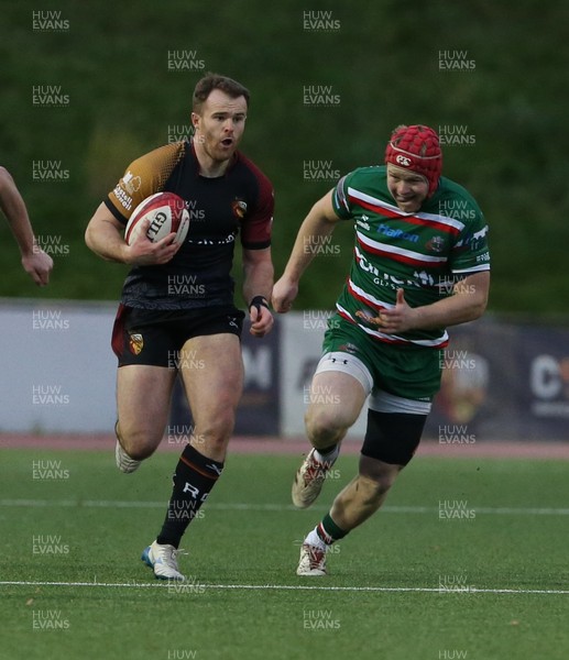151125 - RGC v Ebbw Vale - Super Rygbi Cymru (SRC) - Sam Jones of RGC makes a break