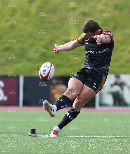 270925 - RGC v Llandovery - Super Rygbi Cymru (SRC) - Dion Jones of RGC takes the conversion