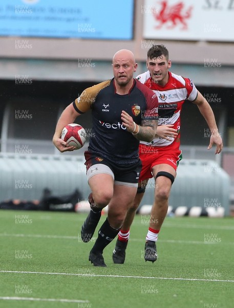 270925 - RGC v Llandovery - Super Rygbi Cymru (SRC) - Delwyn Jones of RGC makes a break
