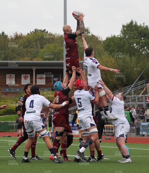 181025 - RGC v Swansea - Super Rygbi Cymru (SRC) - Billy McQueeny of RGC goes up for the ball in the line out