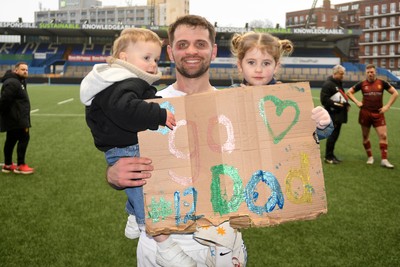 070326 - RGC v Swansea RFC - SRC plate Final - Joe Thomas of Swansea with family at full time