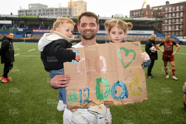 070326 - RGC v Swansea RFC - SRC plate Final - Joe Thomas of Swansea with family at full time