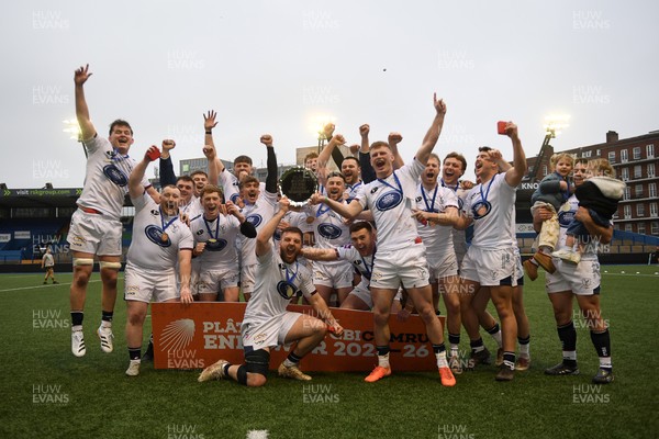 070326 - RGC v Swansea RFC - SRC plate Final - Swansea lift the plate at full time