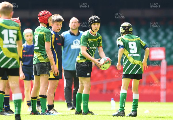 250422 - Rhiw Syr Dafydd Primary v Ysgol Brynaman - WSRU Junior Group 10 a side Final -