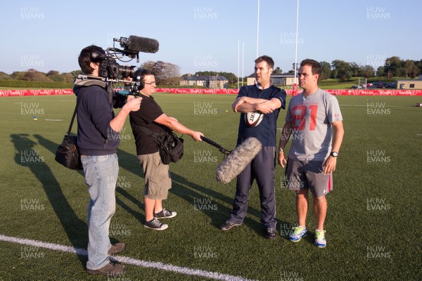 080915 - Rhod Gilbert filming with Wales Women's squad at the Vale