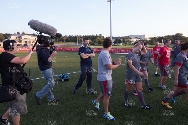 080915 - Rhod Gilbert filming with Wales Women's squad at the Vale