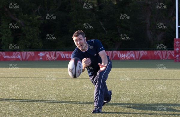 080915 - Rhod Gilbert filming with Wales Women's squad at the Vale