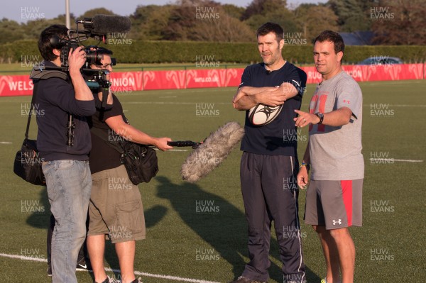 080915 - Rhod Gilbert filming with Wales Women's squad at the Vale