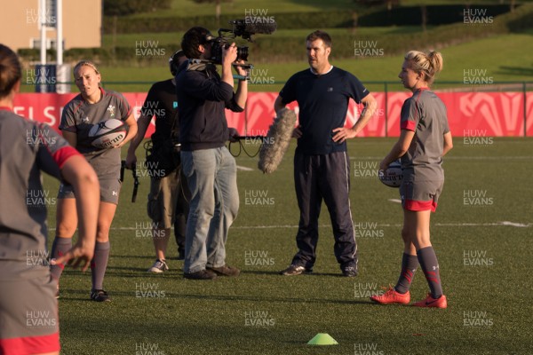 080915 - Rhod Gilbert filming with Wales Women's squad at the Vale