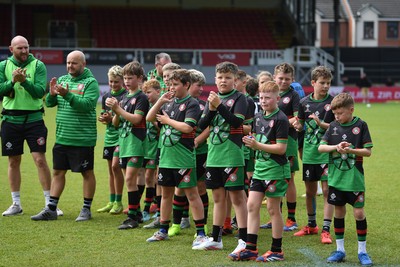 210525 - Rhymney Valley and Caerphilly District v Pembs Schools  - WSRU Junior Group - U11s DC Thomas Bowl Final - Rhymney Valley and Caerphilly District players applauding fans at full time