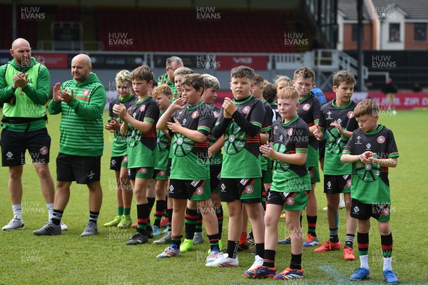 210525 - Rhymney Valley and Caerphilly District v Pembs Schools  - WSRU Junior Group - U11s DC Thomas Bowl Final - Rhymney Valley and Caerphilly District players applauding fans at full time