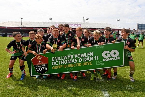210525 - Rhymney Valley and Caerphilly District v Pembs Schools  - WSRU Junior Group - U11s DC Thomas Bowl Final - Rhymney Valley and Caerphilly District players celebrate lifting the trophy