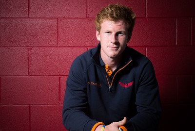 300816 -    Scarlets Rhys Patchell at Parc y Scarlets