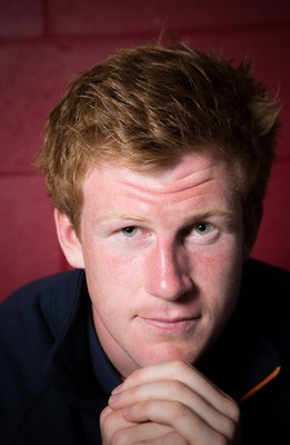 300816 -    Scarlets Rhys Patchell at Parc y Scarlets