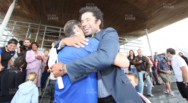 19.07.11 - Richard Parks 737 Challenge Homecoming event, Senedd, Cardiff Former Welsh rugby player Richard Parks arrives back in Cardiff for a reception at the Senedd after completing his 737 Challenge. 