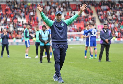 040524 - Rotherham United v Cardiff City - Sky Bet Championship - Manager Erol Bulut of Cardiff as the travelling fans sing ‘We want you to stay’