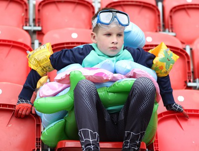 040524 - Rotherham United v Cardiff City - Sky Bet Championship - Cardiff fans