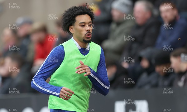 070226 - Rotherham United v Cardiff City - Sky Bet League 1 - Calum Scanlon of Cardiff warms up