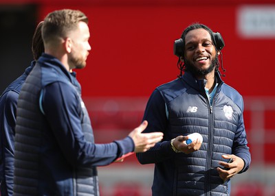 180323 - Rotherham United v Cardiff City - Sky Bet Championship - Cardiff players inspect the New York Stadium pitch before kick off