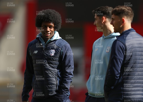 180323 - Rotherham United v Cardiff City - Sky Bet Championship - Cardiff players inspect the New York Stadium pitch before kick off