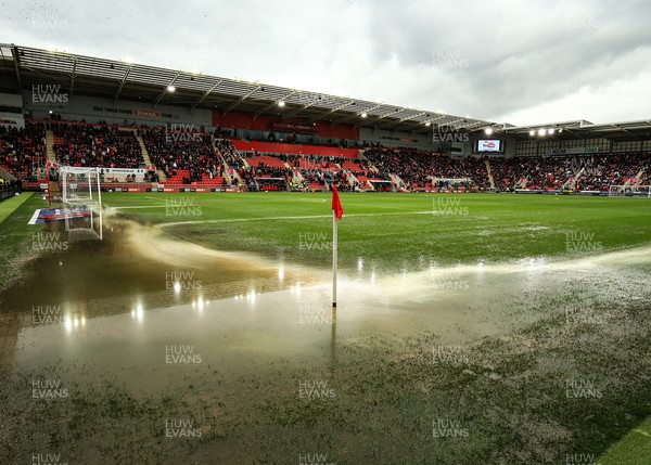 180323 - Rotherham United v Cardiff City - Sky Bet Championship - The game is stopped after a heavy downpour